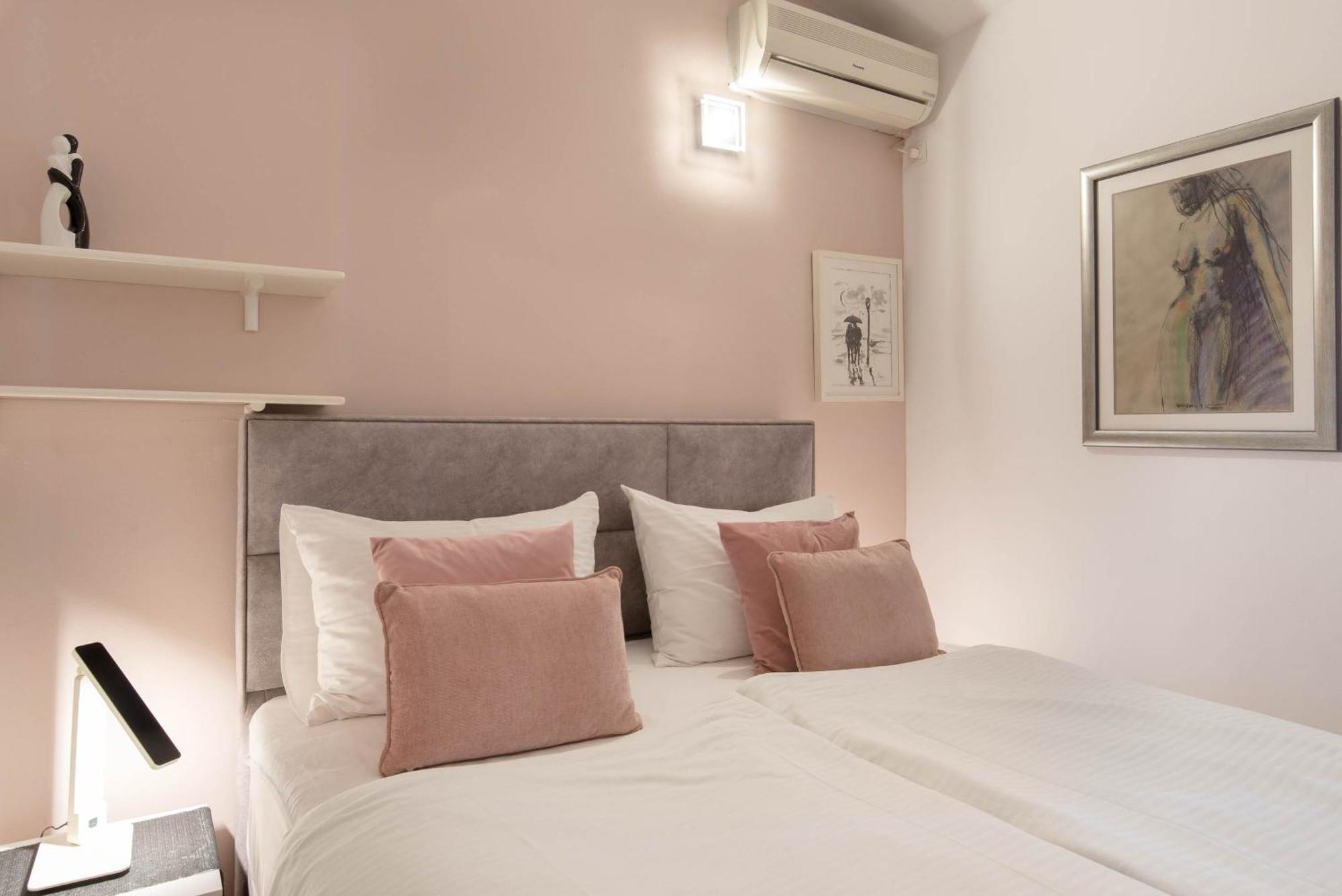 Beachfront Apartments Zanic Podstrana Quarto foto